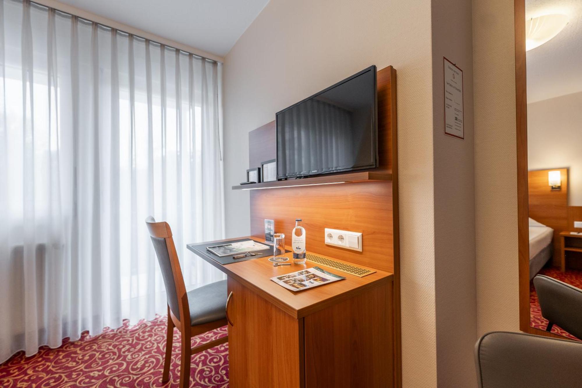 Hotel Alexa Bad Mergentheim Esterno foto